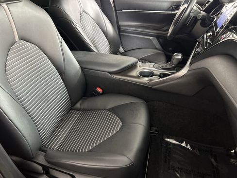 Used 2023 Toyota Camry SE w/ Convenience Package FWD image 26