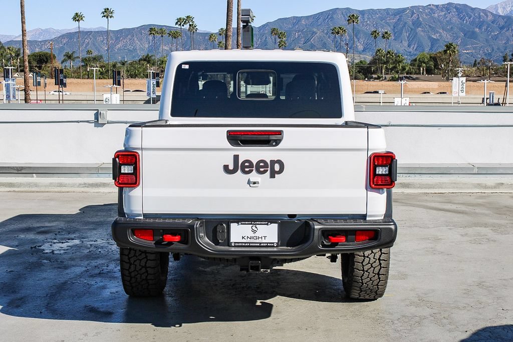 New 2026 Jeep Gladiator Rubicon w/ Steel Bumper Group AWD/4WD image 6