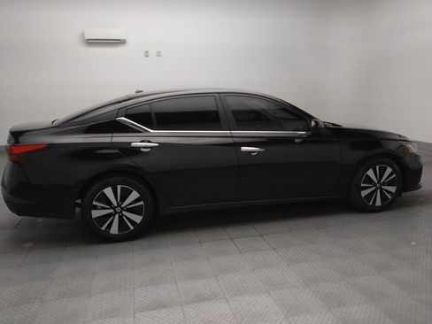 Used 2021 Nissan Altima 2.5 SV FWD image 10