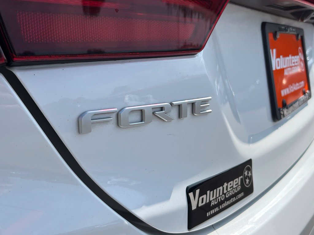 Used 2023 Kia Forte GT w/ GT2 Package FWD image 10