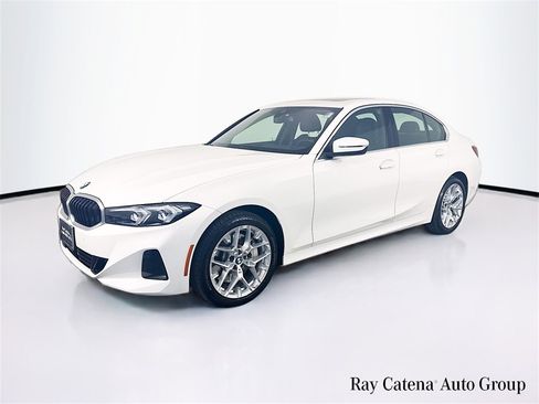 Used 2025 BMW 330i xDrive Sedan w/ Premium Package image 3