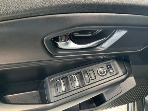 Certified 2023 Honda Accord EX image 5