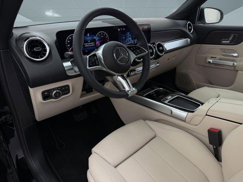 New 2026 Mercedes-Benz GLB 250 image 4