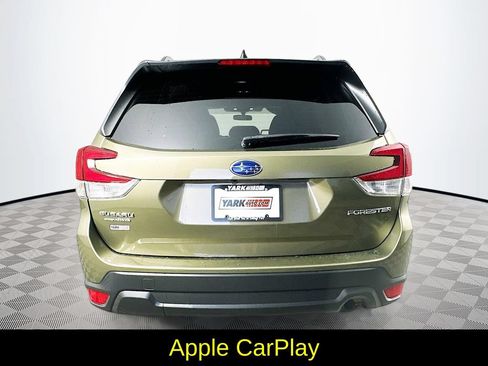 Used 2024 Subaru Forester Premium AWD/4WD image 9
