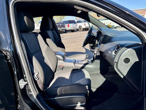 Used 2022 Dodge Charger SXT image 7