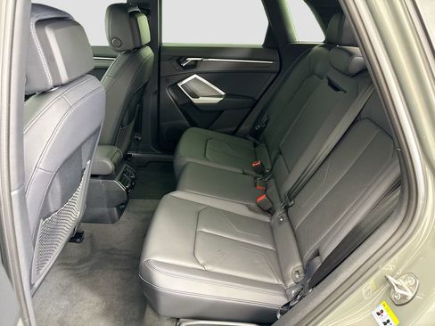 New 2025 Audi Q3 2.0T Premium image 19