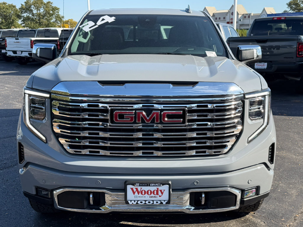 Used 2024 GMC Sierra 1500 Denali AWD/4WD image 20