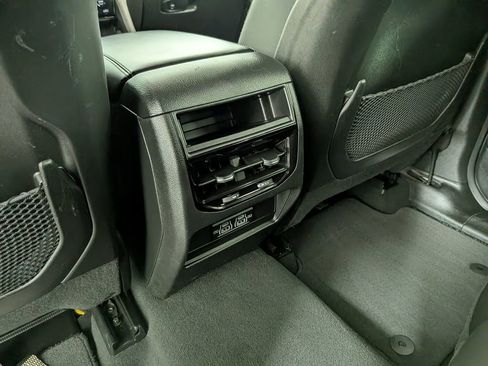 Certified 2024 Jeep Grand Cherokee Laredo image 37