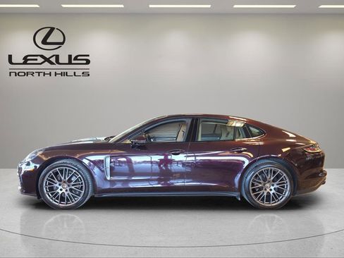 Used 2022 Porsche Panamera 4 image 8