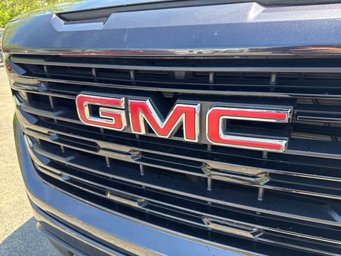 Used 2023 GMC Sierra 1500 Elevation AWD/4WD image 13
