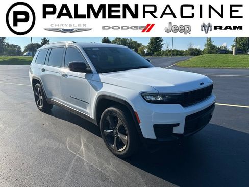 Certified 2023 Jeep Grand Cherokee L Laredo AWD/4WD image 1