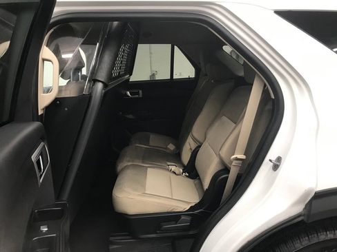 Used 2022 Ford Explorer 4WD image 25