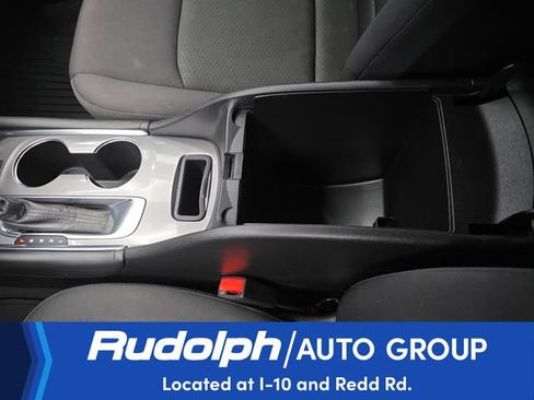 Used 2017 Chevrolet Malibu LT w/ Driver Confidence Package FWD image 24