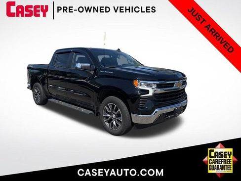 Used 2022 Chevrolet Silverado 1500 LT AWD/4WD image 1