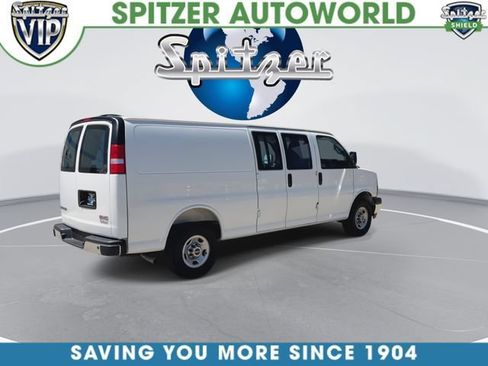 Used 2025 GMC Savana 2500 Extended w/ Driver Convenience Package RWD image 9