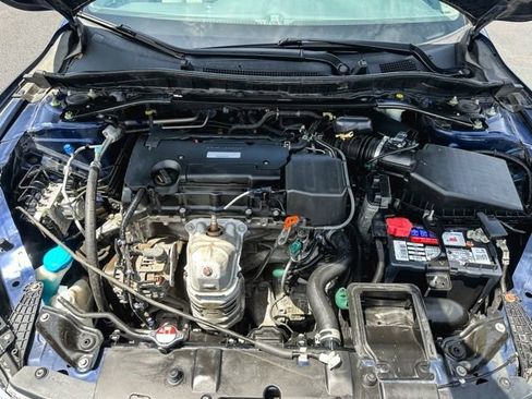 Used 2016 Honda Accord EX image 12