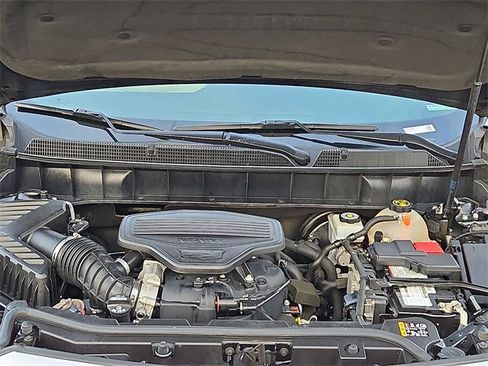 Used 2019 Cadillac XT5 AWD image 29