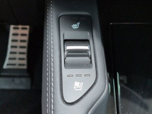 Used 2025 Kia Telluride SX FWD image 25