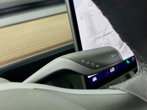 Used 2023 Tesla Model Y Long Range image 24