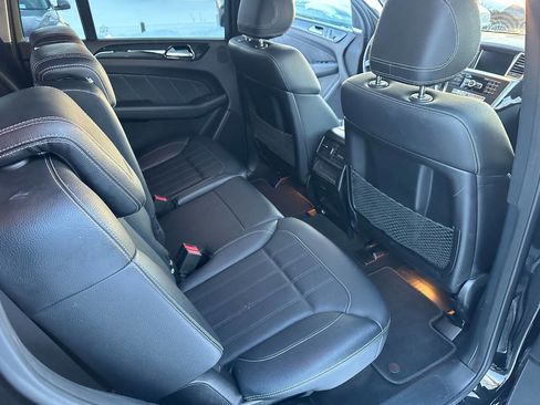 Used 2016 Mercedes-Benz GL 450 GL 450 4MATIC AWD 4dr SUV image 17