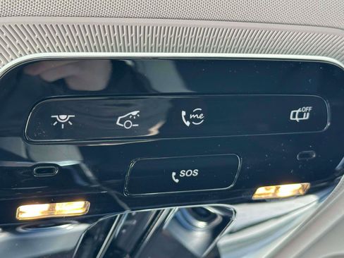 Used 2025 Mercedes-Benz GLC 350e 4MATIC image 28