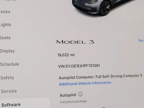 Used 2023 Tesla Model 3 Standard Range image 17
