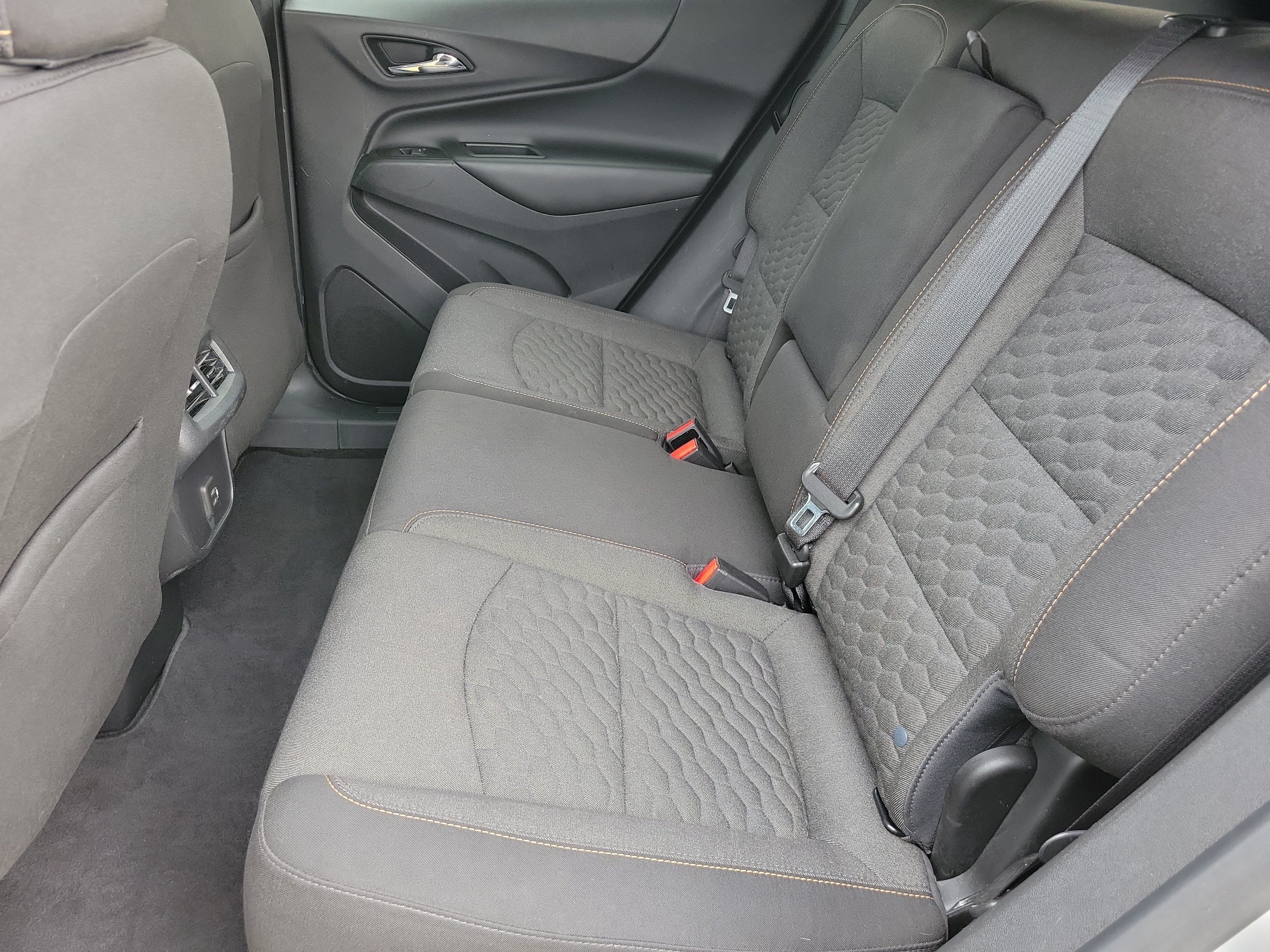 Used 2020 Chevrolet Equinox LT FWD image 11