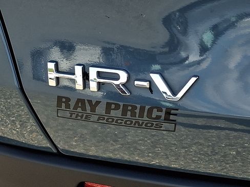 Used 2025 Honda HR-V Sport image 31
