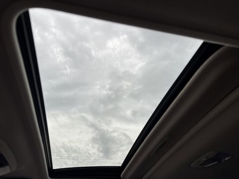 Used 2023 Subaru Crosstrek 2.5i Limited image 15