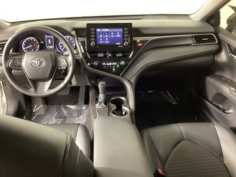 Used 2024 Toyota Camry SE FWD image 32