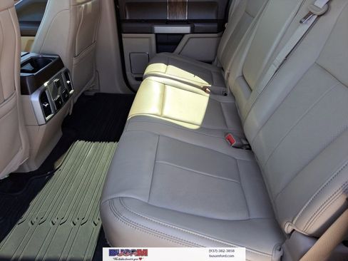 Used 2019 Ford F150 Lariat image 9