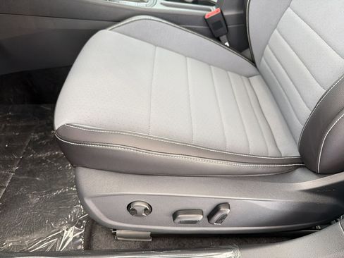 New 2026 Volkswagen Jetta SE image 14