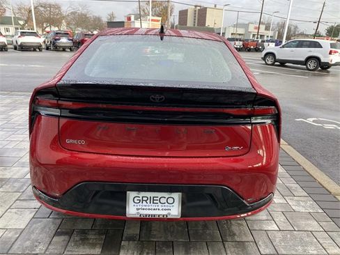 New 2026 Toyota Prius XLE image 4