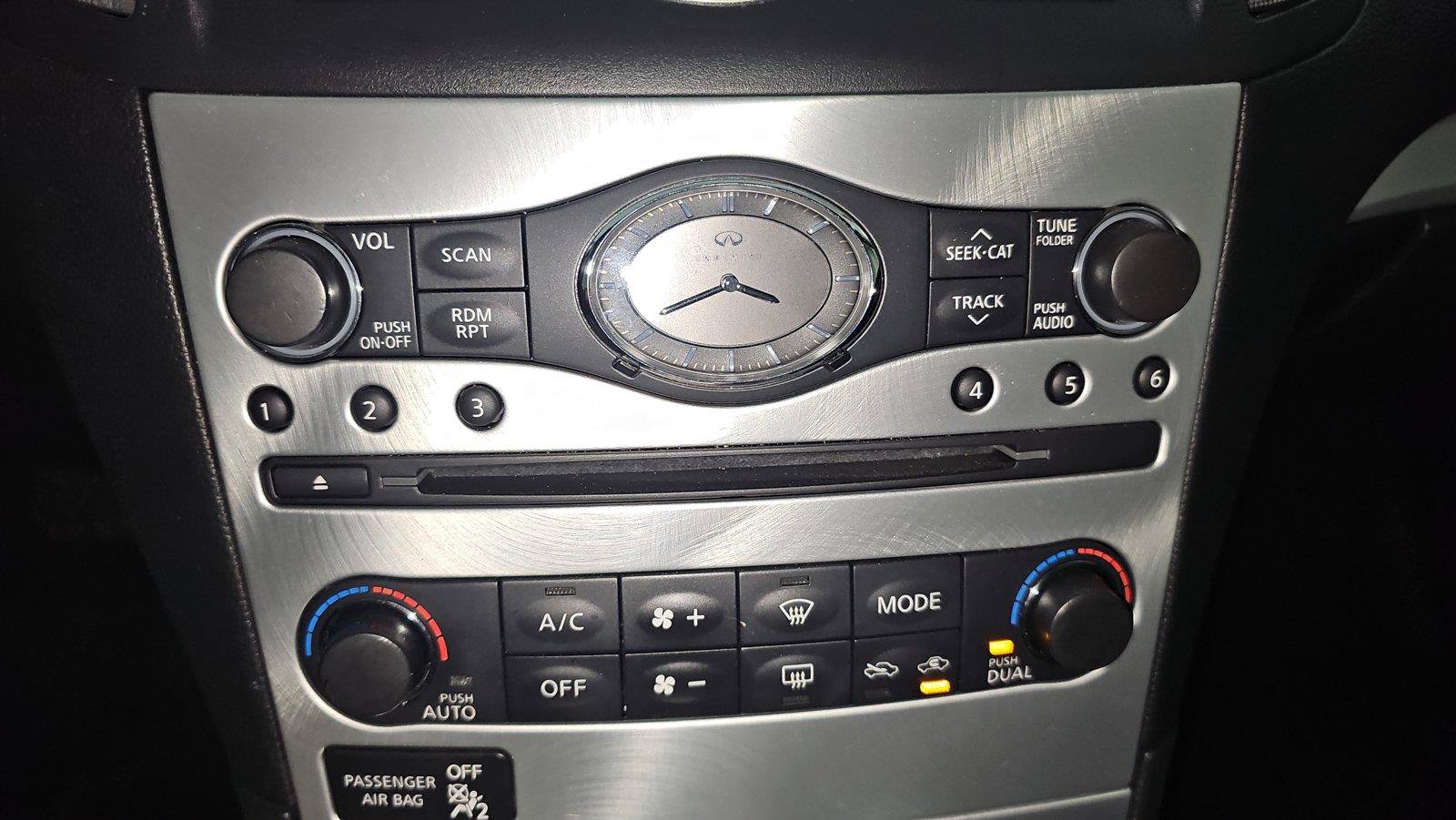 Used 2015 INFINITI Q60 AWD Coupe w/ Premium Package image 18