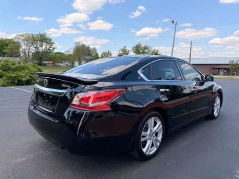 Used 2013 Nissan Altima 3.5 SL w/ Technology Pkg image 6