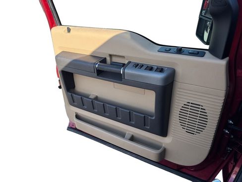 Used 2016 Ford F250 Lariat w/ Lariat Ultimate Package image 18