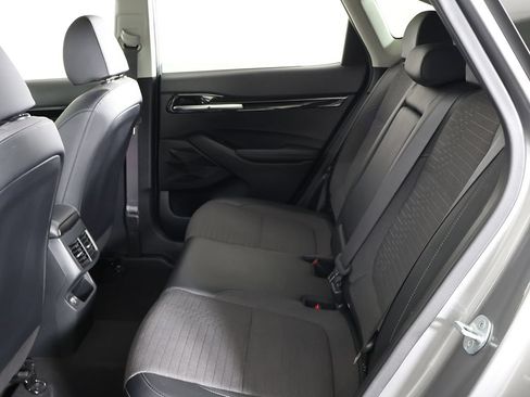 Used 2023 Kia Seltos S w/ Navigation Package AWD/4WD image 32
