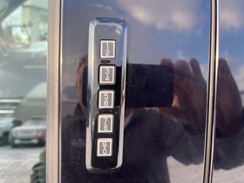 Used 2018 Ford F150 XLT w/ Equipment Group 302A Luxury image 20