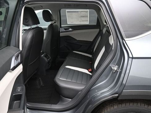 New 2026 Volkswagen Taos SEL AWD/4WD image 11