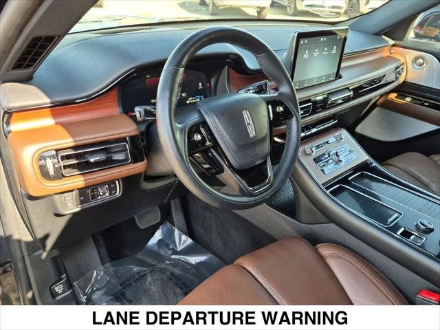 Certified 2022 Lincoln Aviator Grand Touring w/ Equipment Group 301A AWD/4WD image 12