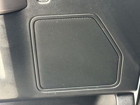 Used 2019 Ford F150 XLT w/ Equipment Group 302A Luxury AWD/4WD image 26