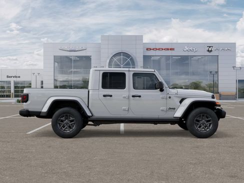 New 2026 Jeep Gladiator Sport image 21