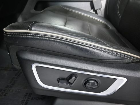 Used 2021 RAM 1500 Laramie w/ Sport Appearance Package image 22