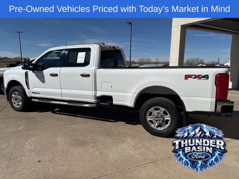 Used 2024 Ford F350 XLT w/ FX4 Off-Road Package image 3