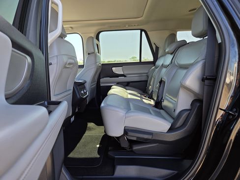 Used 2025 Ford Expedition Max Active image 14