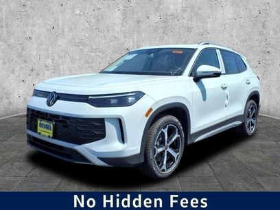 New 2025 Volkswagen Tiguan SE