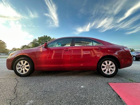 Used 2007 Toyota Camry XLE image 7