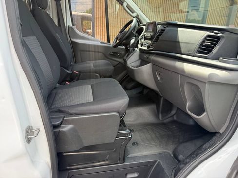 Used 2025 Ford Transit 250 Low Roof w/ Exterior Upgrade Package RWD image 18