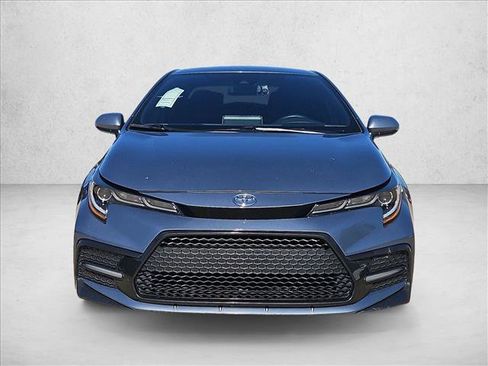 Used 2020 Toyota Corolla SE image 2