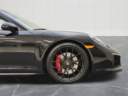 Used 2019 Porsche 911 Carrera GTS image 11